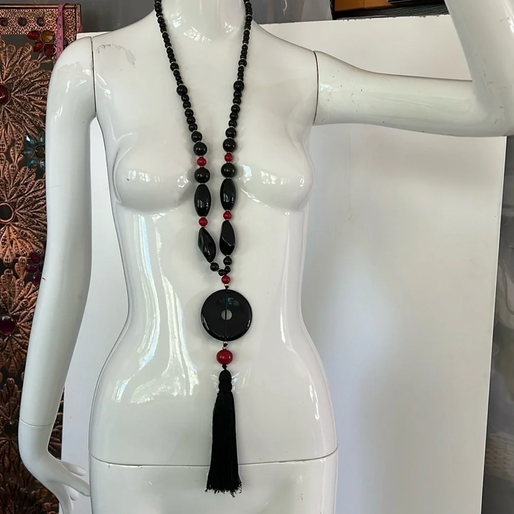 27” Black and Red Lucite w 5” Tassel Asian Inspired Necklace